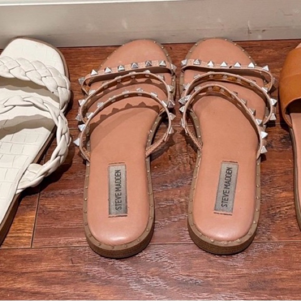 Steve Madden Brown Studded Sandals